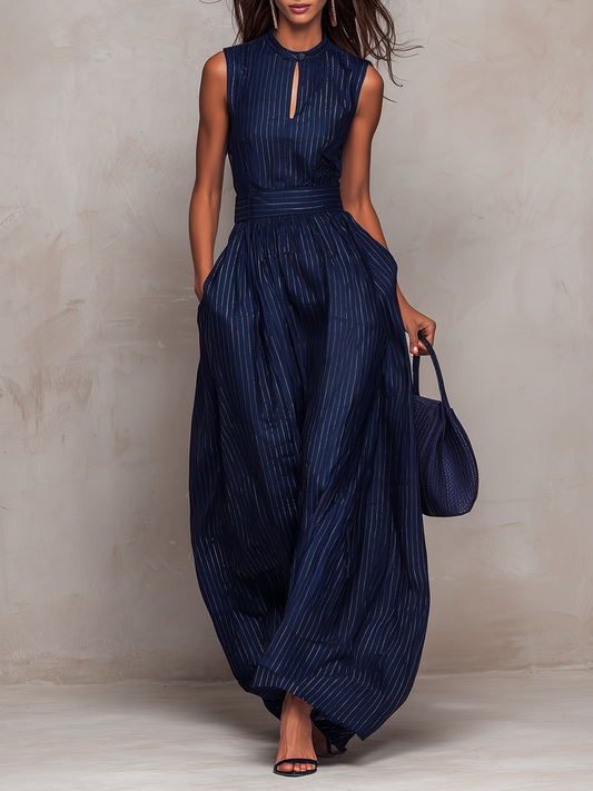 Anna - Tutta blu scuro a righe con scollo a chiave e pantaloni a gamba larga